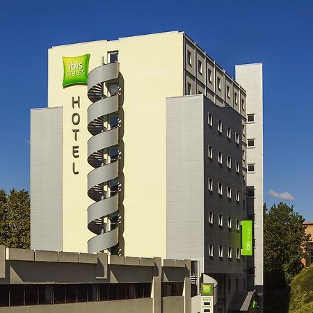 Отель Ibis Styles Paris Saint Ouen Экстерьер фото