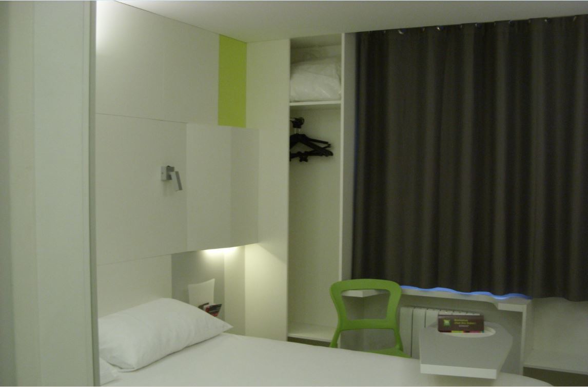 Отель Ibis Styles Paris Saint Ouen Экстерьер фото