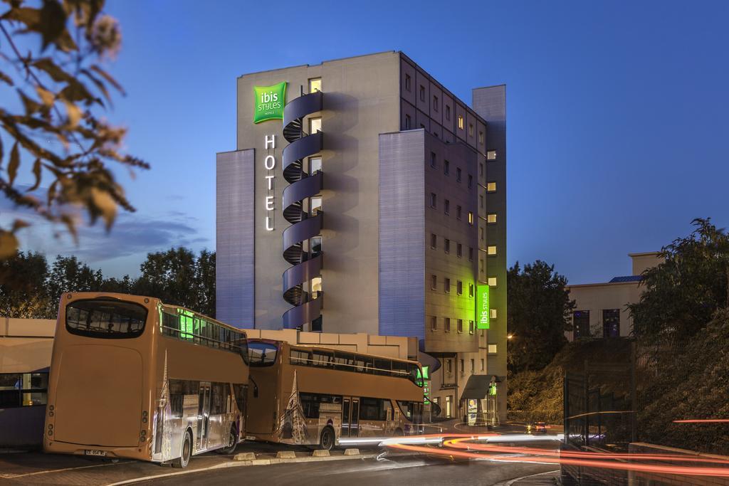 Отель Ibis Styles Paris Saint Ouen Экстерьер фото