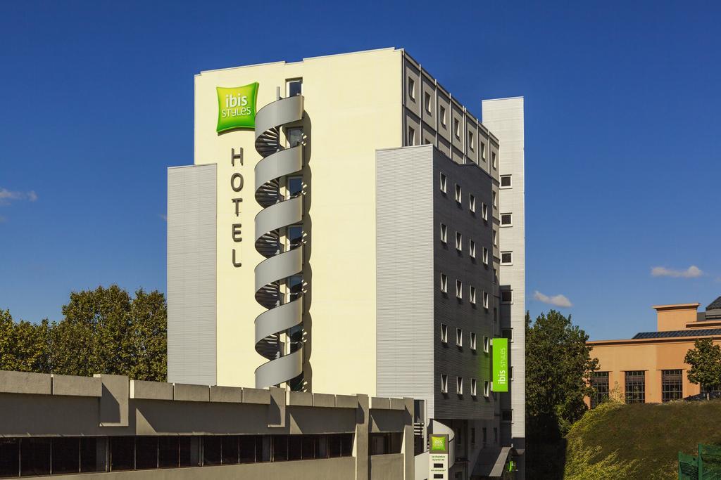 Отель Ibis Styles Paris Saint Ouen Экстерьер фото