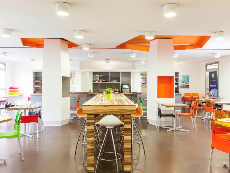 Отель Ibis Styles Paris Saint Ouen Экстерьер фото